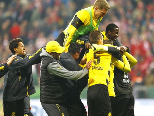Borussia Dortmund - Adrián Ramos Borussia Dortmund - Adrián Ramos