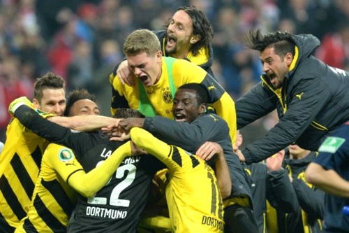 Borussia Dortmund - Adrián Ramos Borussia Dortmund - Adrián Ramos