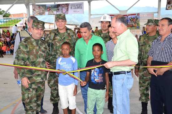 Niños y Jóvenes de Miranda cuentan con un nuevo escenario deportivo Niños y Jóvenes de Miranda cuentan con un nuevo escenario deportivo2