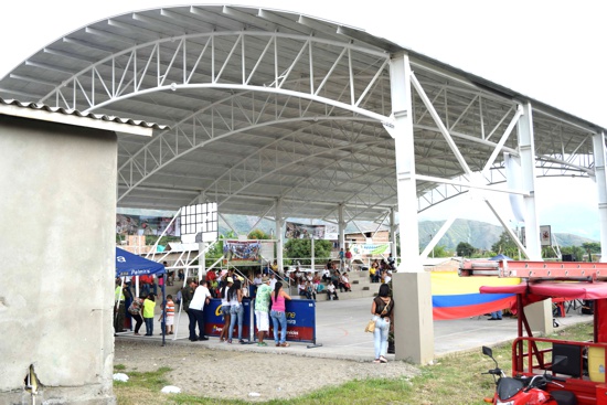 Polideportivo nuevo - Miranda - Cauca - Fuerza de Tarea Apolo Niños y Jóvenes de Miranda cuentan con un nuevo escenario deportivo4
