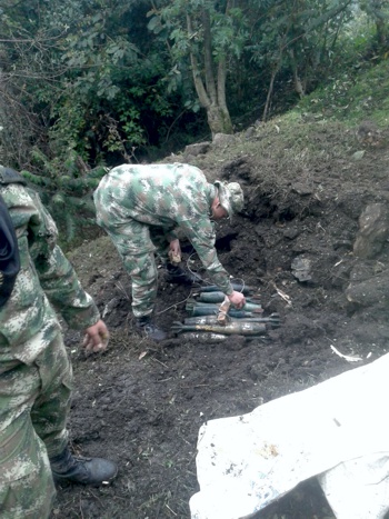 Desmantelan depósito de granadas de las Farc en el Cauca Desmantelan depósito de granadas de las Farc en el Cauca1