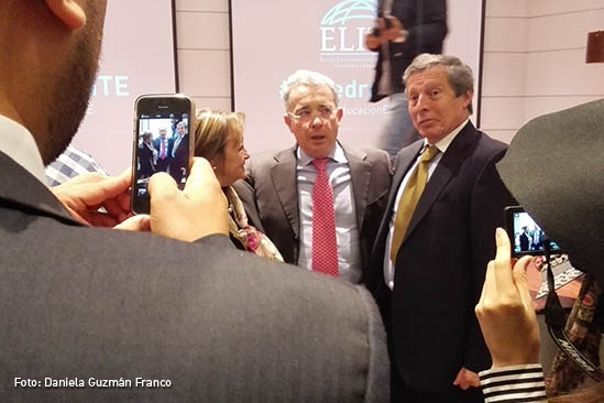 Uribe en clases Uribe en clases 2