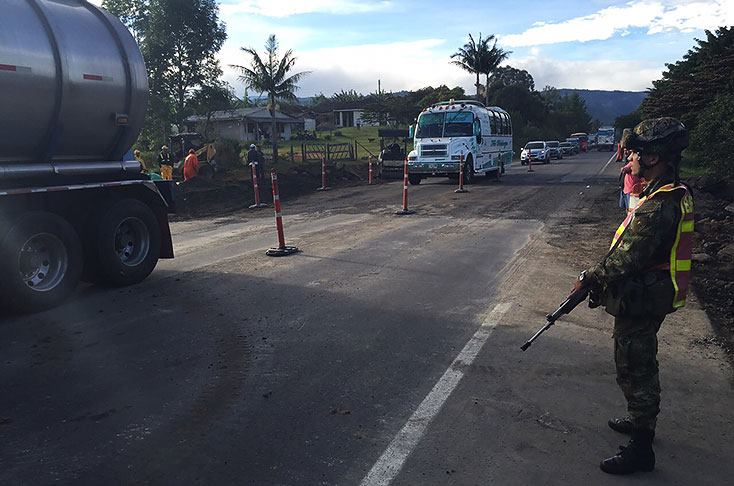Atentado en la vía panamericana Popayan Cali Atentado en la vía panamericana Popayan Cali 4