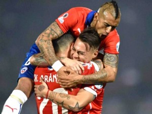 Chile espera rival en la final de la Copa América 2015