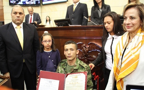 Senado rindió homenaje a soldados muertos en Buenos Aires, Cauca Senado rindió homenaje a los soldados muertos en Buenos Aires, Cauca