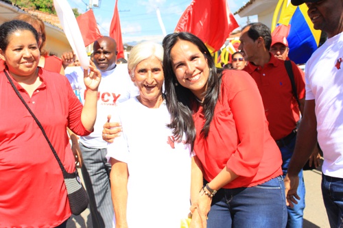 Lucy Amparo Guzmán a la Alcaldía de Santander de Quilichao Lucy Amparo Guzmán inscribió su candidatura a la Alcaldía de Santander de Quilichao