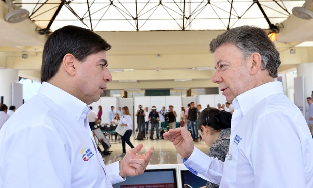 Juan Fernando Cristo y Juan Manuel Santos