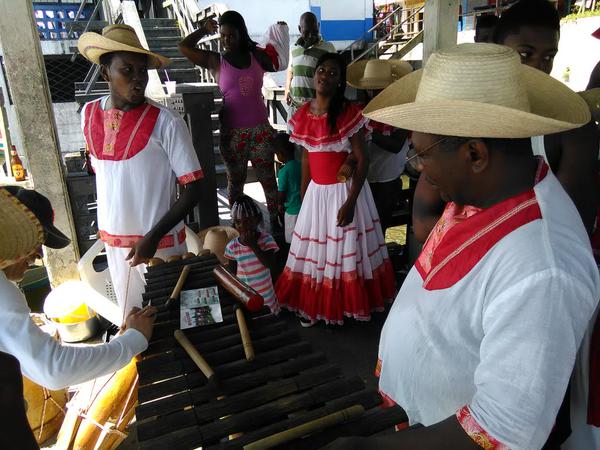 Semblanzas del Río Guapi Semblanzas del Río Guapi