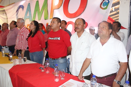 Este domingo, 16 de agosto de 2015, fiesta política en Santander de Quilichao mesa principal 2