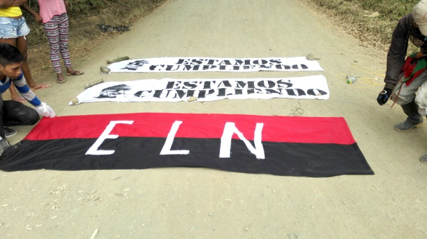 Pasacalles del ELN ahora en El Palmar en Santander de Quilichao Pasacalles del ELN ahora en El Palmar en Santander de Quilichao
