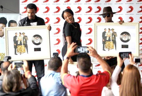 ChocQuibTown recibió disco de platino por su nuevo álbum ChocQuibTown recibió disco de platino por su nuevo álbum