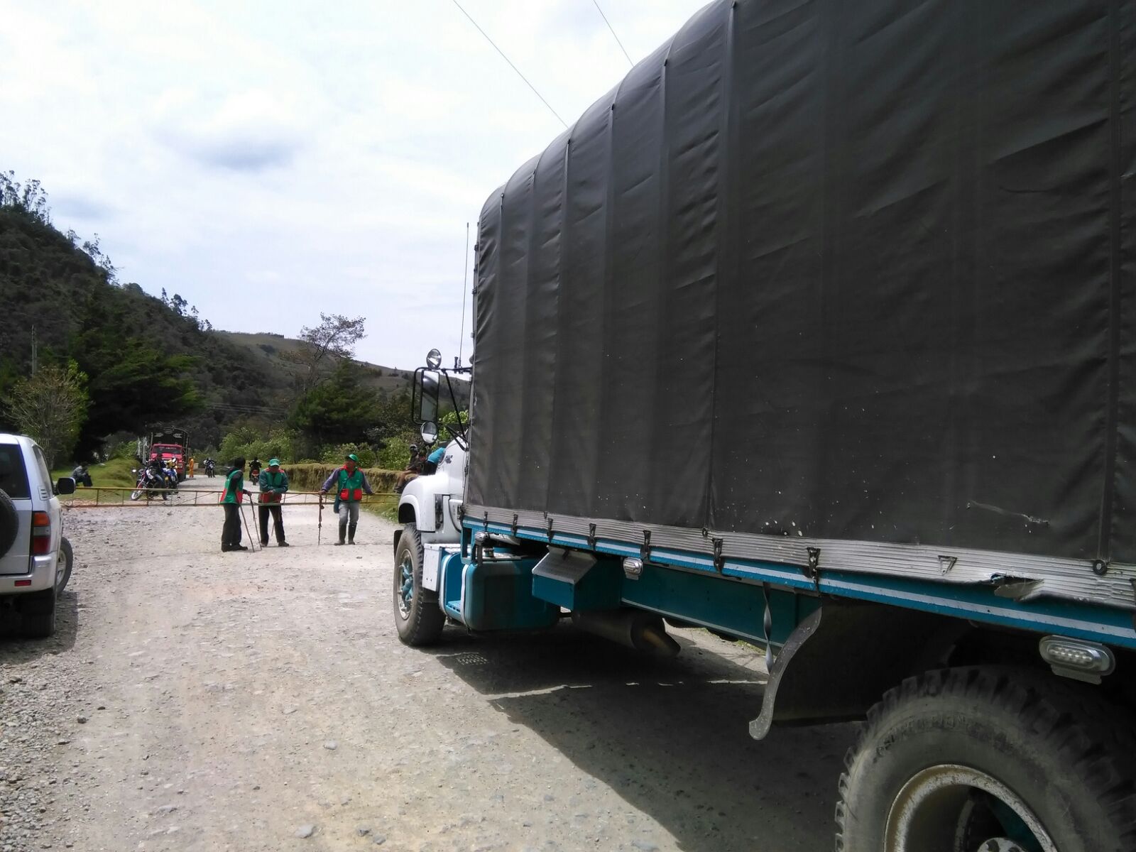 Treinta militares retenidos tras muerte de exgobernador indígena de Puracé Militares Purace 3
