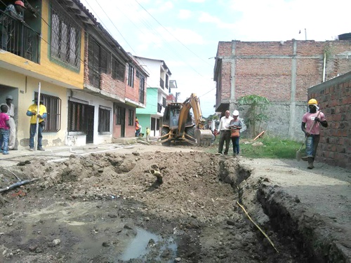 Pavimentación calles y reposición de redes de alcantarillado de Puerto Tejada Pavimentación calles y reposición de redes de alcantarillado de Puerto Tejada