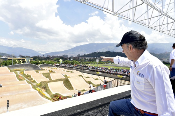 Pista de supercross Mariana Pajón - Santos - Medellín Pista de supercross Mariana Pajón - Santos - Medellín