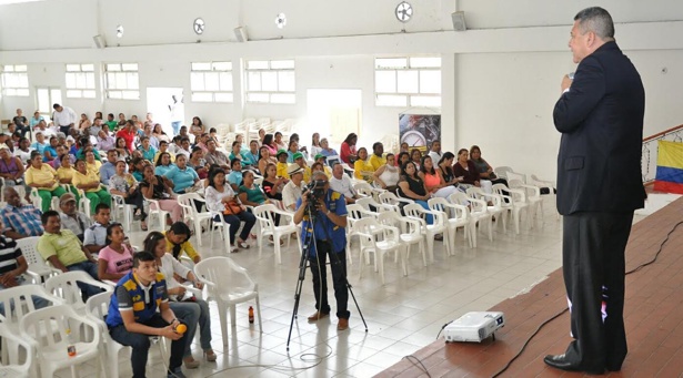 Walter Zúñiga Barona rindió informe de gestión en Miranda Walter Zúñiga Barona - Alcalde de Miranda - Cauca