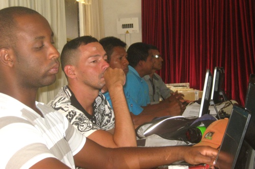 Concejo Municipal de Caloto estrena computadores Concejo Municipal de Caloto estrena computadores3