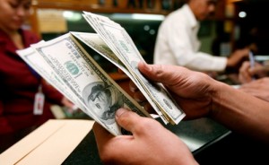 Dólar Dólares