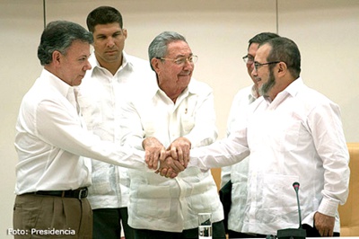 Juan Manuel Santos, Raúl Castro y Timochenko