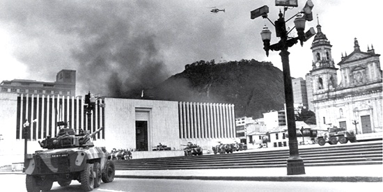 Toma del Palacio de Justicia de Colombia - 1985 Toma del Palacio de Justicia de Colombia - 1985