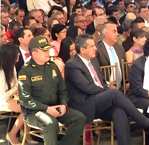 Acto de posesión de Oscar Campo como gobernador Acto de posesión de Oscar Campo como gobernador