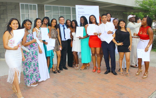 Fundación Plan certificó estudiantes en Competencias Transversales, Mercadeo y Ventas, Diplomado en Logística Fundación Plan certificó estudiantes en Competencias Transversales - Mercadeo y Ventas1