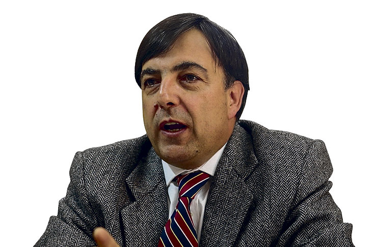 POR QUÉ SE DERRUMBÓ VARGAS LLERAS