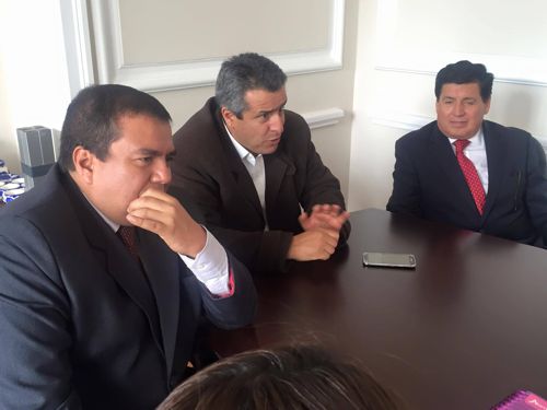 Oscar Campo, Luis Fernando Velasco y Miguel Eduardo Muñoz Guevara Oscar Campo, Luis Fernando Velasco y Miguel Eduardo Muñoz Guevara