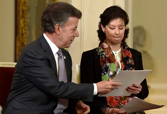 Ley Natalia Ponce - Juan Manuel Santos Ley Natalia Ponce - Juan Manuel Santos