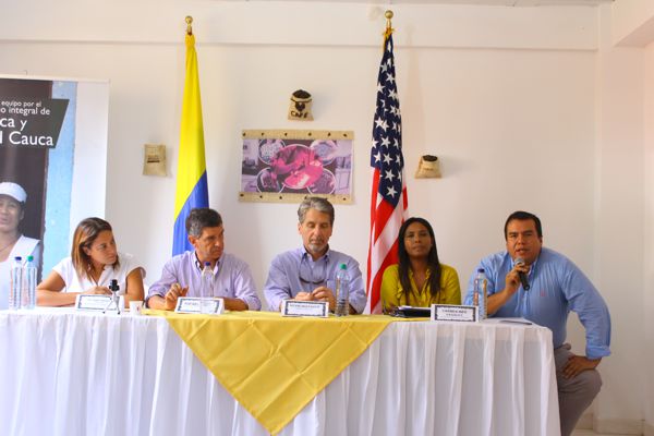 Tatyana Orozco, Rafael Pardo, Kevin Withaker, Carmen Inés Vásquez, Rodrigo Campo Hurtado. Pardo-Embajador-Gobernador