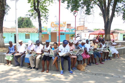 Parque principal Guachené, norte del Cauca Abuelitos Proclama
