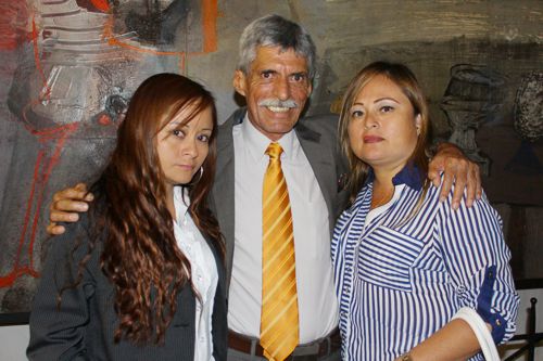 Luna Geller, con las hermanitas Mera, de Santander Stereo Santander Stereo - Proclama del Cauca