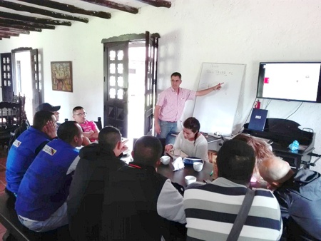 Soldados se capacitan en caficultura en el Cauca Soldados se capacitan en caficultura en el Cauca
