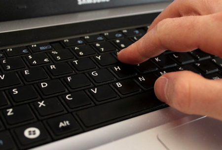 Escribir en computador - columna Escribir en computador - columna