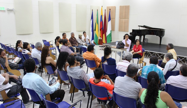 Olga Behar en Santander de Quilichao Olga Behar en Santander de Quilichao1