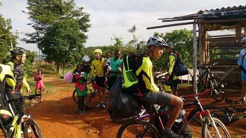 Deporte combinado con labor social 3