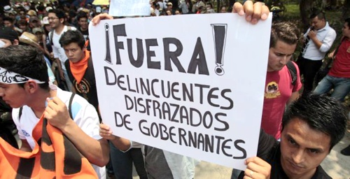PAZ PARA EL PUEBLO Y GUERRA A LOS CORRUPTOS PAZ PARA EL PUEBLO Y GUERRA A LOS CORRUPTOS