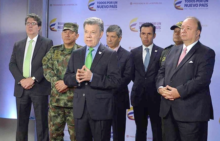 Presidente Santos ordena arreciar operativos contra el ELN
