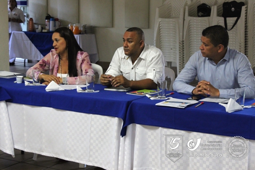 Alba Alicia Rojas, Juan Carlos Figueroa y Fabián Ledesma. Unicomfacauca 5