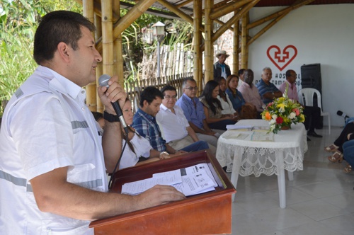 Gerente de la E.S.E. Hospital El Tambo, Edgar Eduardo Villa Hospitales para la Paz en El Tambo, Cauca