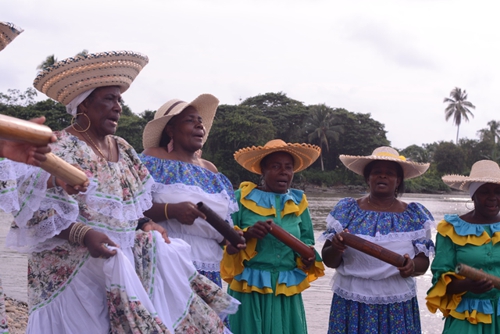 Red de Cantadoras del Pacífico Sur colombiano cantaoras