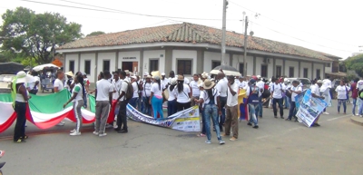 bailando-fugas-por-la-paz-en-villa-rica1