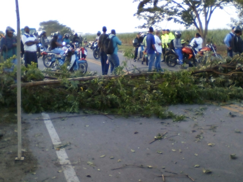 bloqueo-puerto-tejada-2
