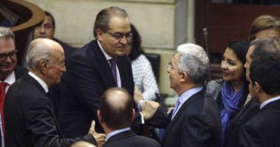 Fernando Carrillo - senador Uribe Vélez foto-de-semana