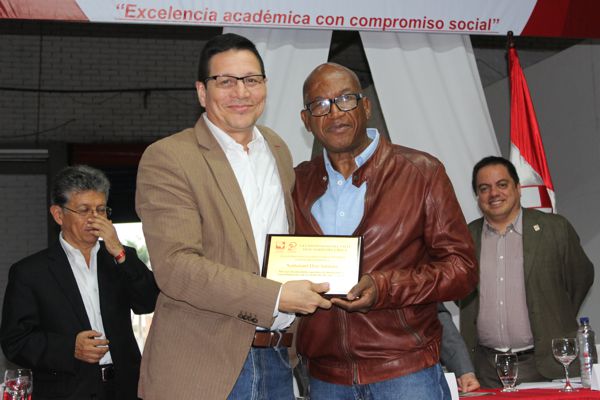 univalle-17