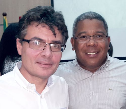Ministro Gaviria Uribe y Gustavo Adolfo Aguilar Vivas, Gerente de Asmet Salud.
