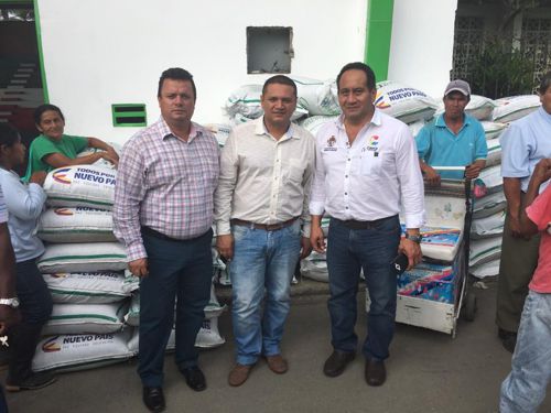 Diputado Nelson Ordóñez, alcalde Edward García y el Secretaría de Agricultura y Desarrollo Rural, Carlos Alberto Vela Galindez.
