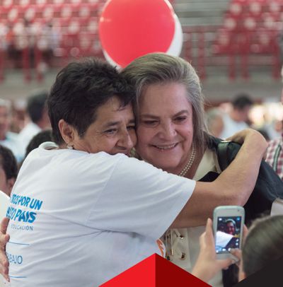 Ministra Clara López Obregón