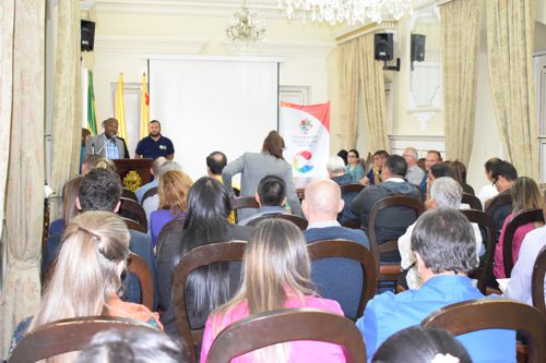 Gobierno danés, interesado en la innovación y calidad del café caucano