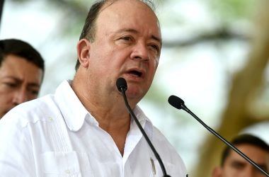 DE NUEVO LA GUERRA