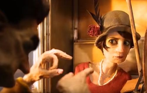 Singular cortometraje. El polvo, las cosas, el museo de lo inservible, sensación de abarrotar la existencia como peso persistente, abrumador.